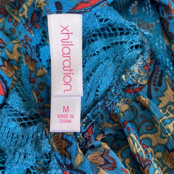 Xhilaration Blue Print Dress. Lace Detail at neck and back. Medium - Picture 8 of 8